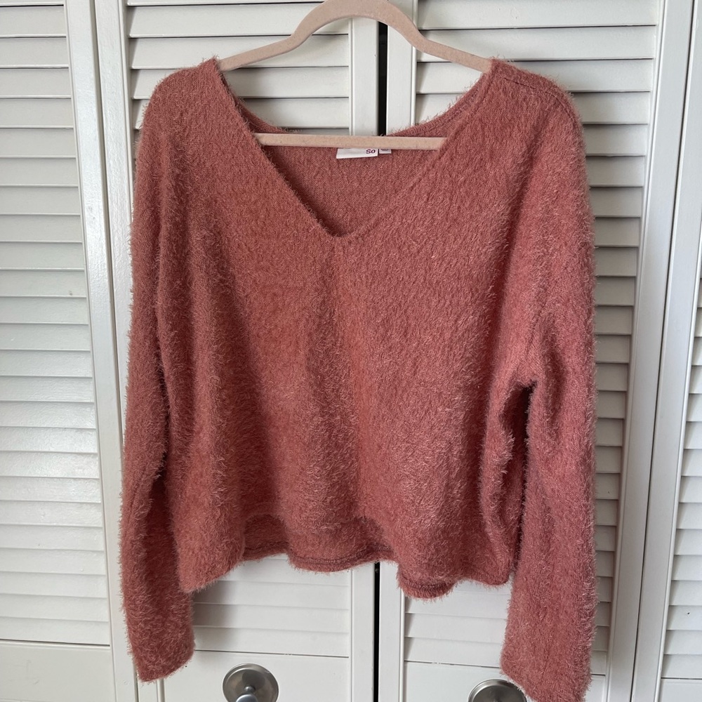Fuzzy Cropped Sweater